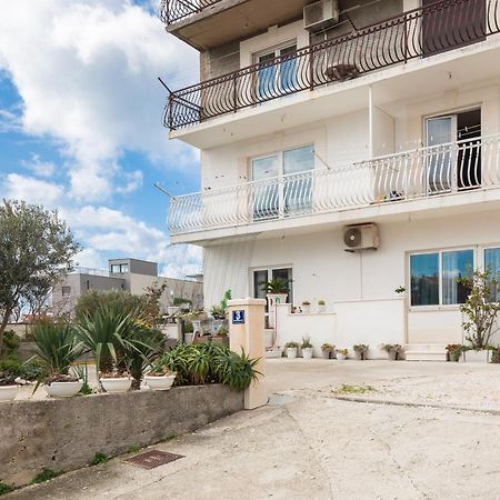 Duće Apartments Sunshine Rays מראה חיצוני תמונה