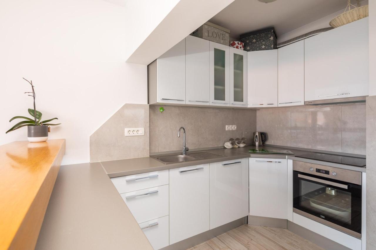Duće Apartments Sunshine Rays מראה חיצוני תמונה