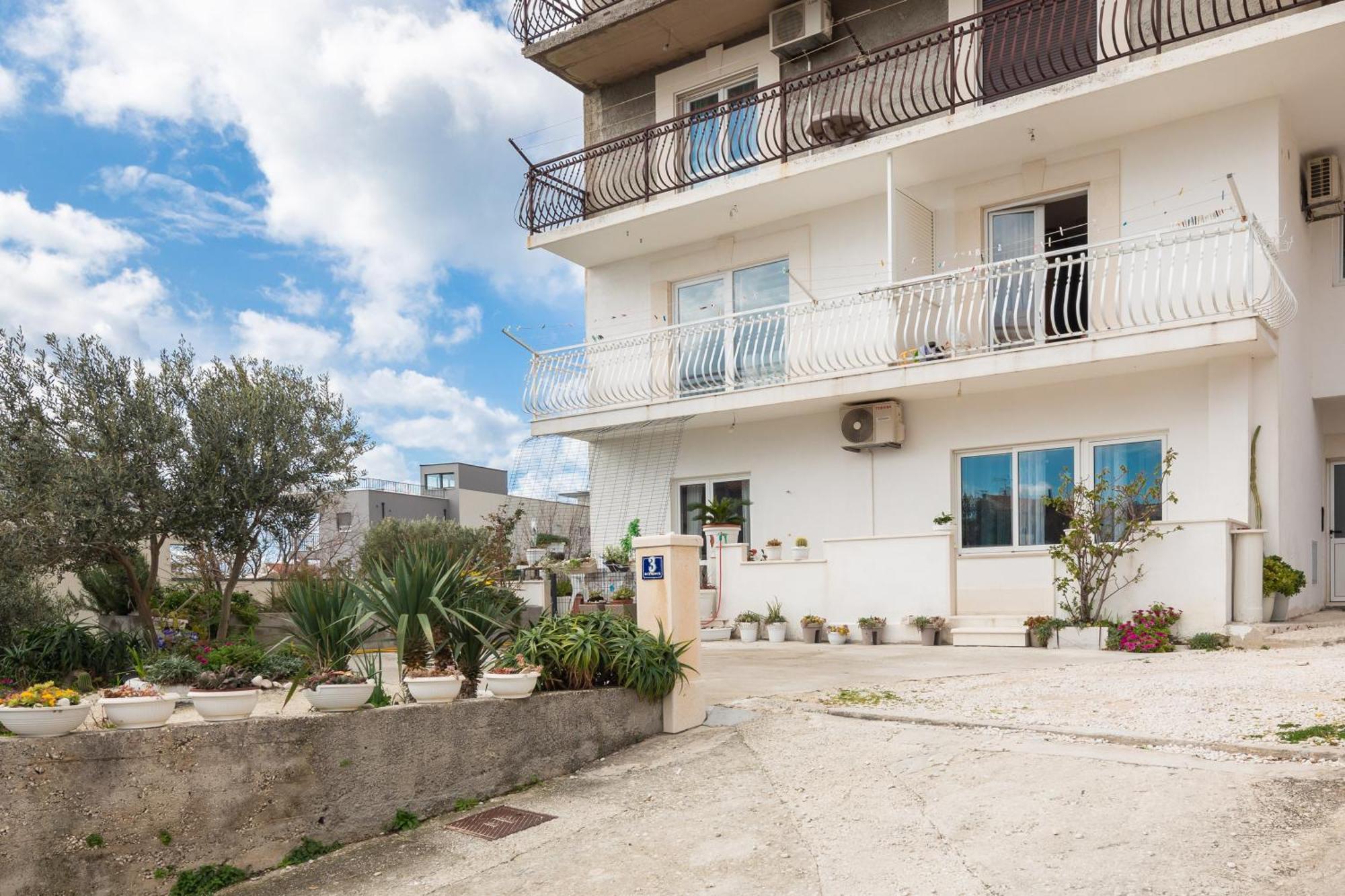 Duće Apartments Sunshine Rays מראה חיצוני תמונה